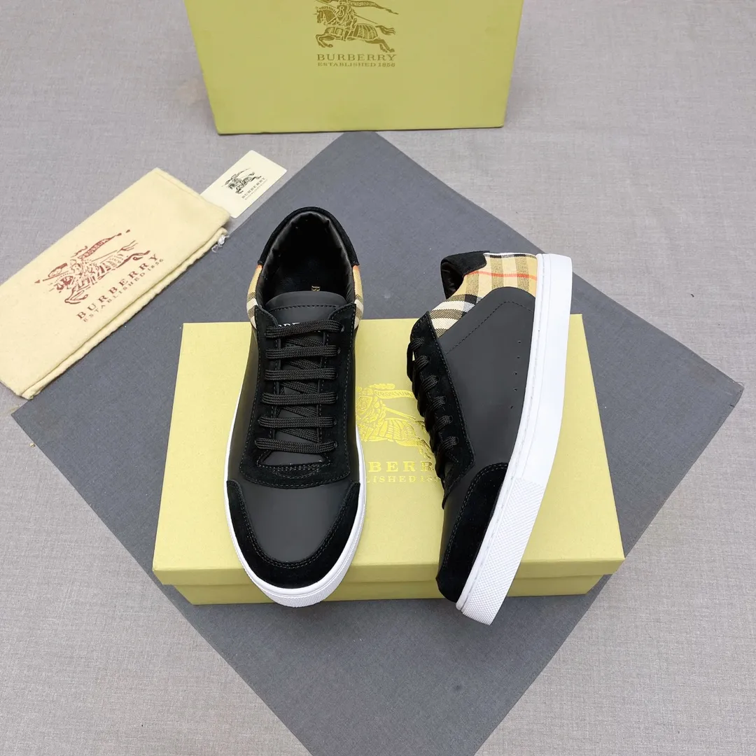 P360 B men's classic low-top sneakers are reinterpreted in Vintage plaid cotton and cowhide materials, decorated with a new brand logo. First-grain cowhide lining, embossed Burberry lettering logo on the heel, original outsole! 38-44 (45 46 customized) No. 019